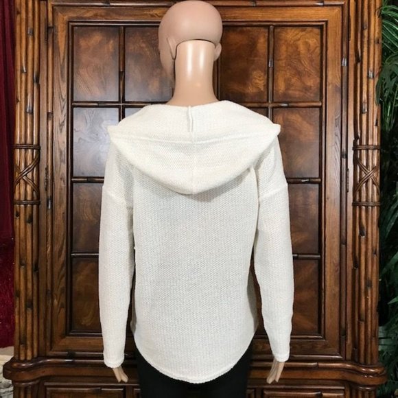 NWOT Tribal Ivory Chenille Drawstring Grommet Curved Hem Sweater Hoodie - Picture 3 of 16